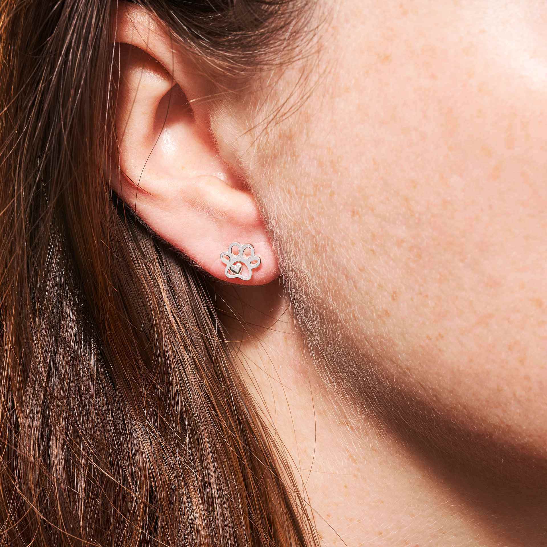Loyal Companion – Sterling Silver Paw & Heart Studs