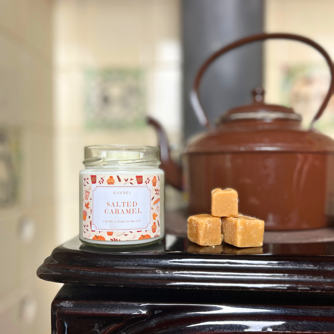 Autumn Limited Edition - Paw Shape Salted Caramel Candle