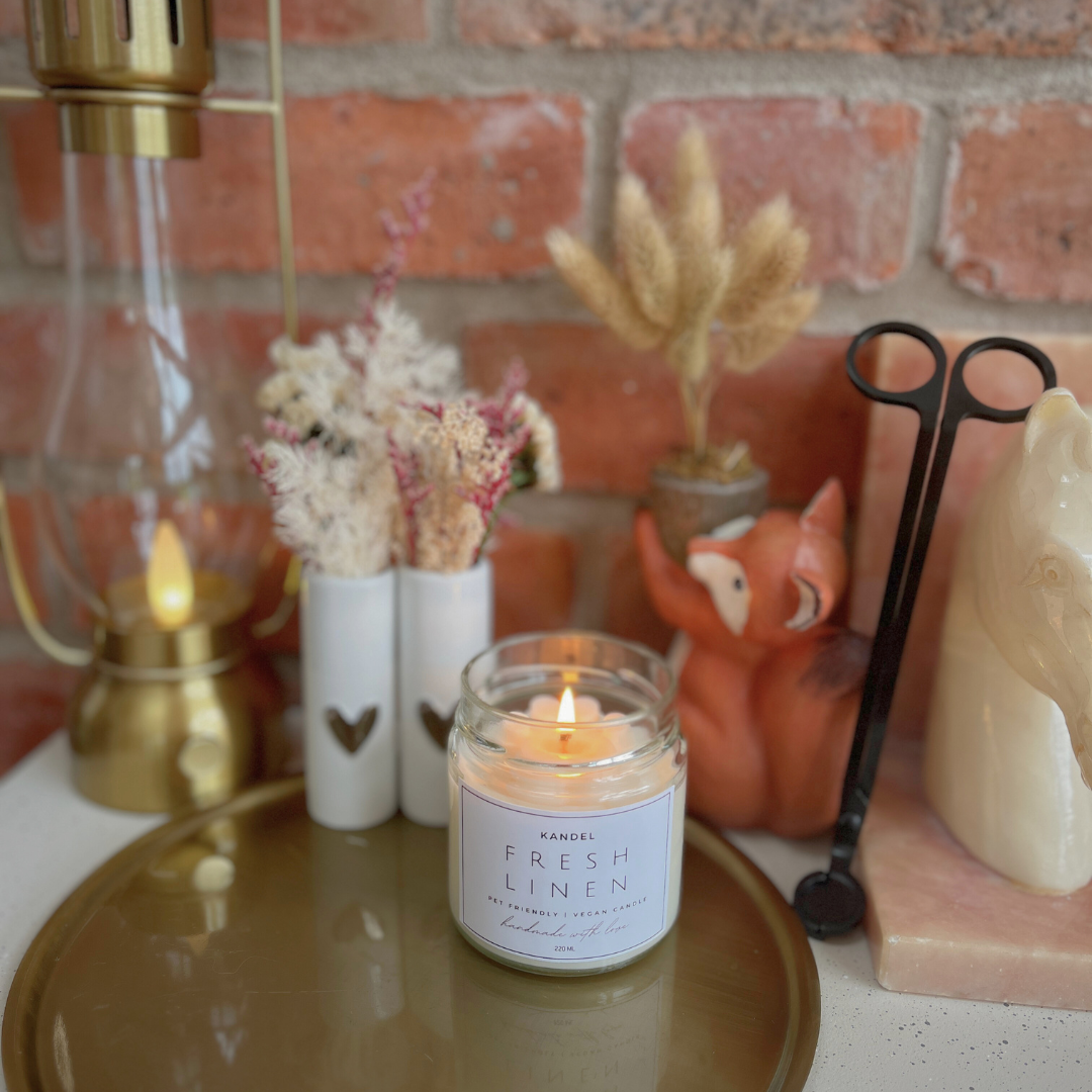 Pet Friendly Vegan Candle | Dog Friendly & Cat Friendly | Fresh Linen Candle