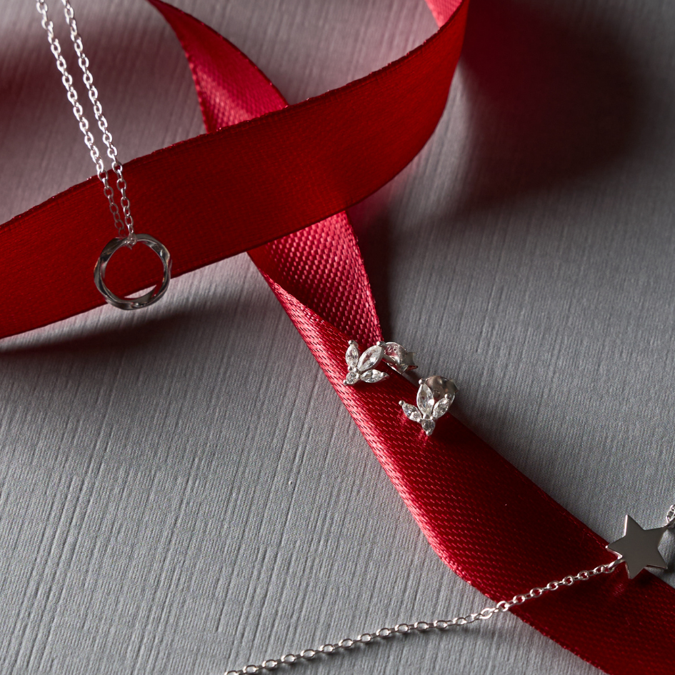 Frostpetal - Sterling Silver Leaf Stud Earrings